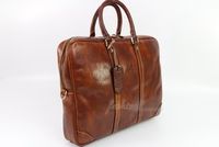 мъжки бизнес чанти - 3678 новини